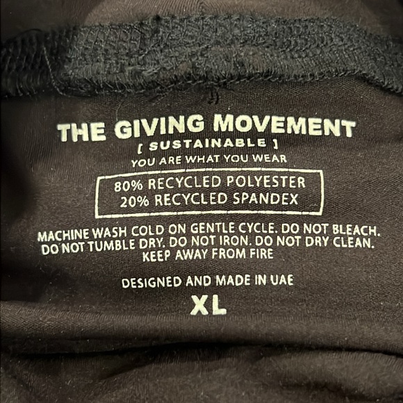 THE GIVING MOVEMENT RECYCLED SOFTSKIN Long Sleeve Bodysuit - Pitch Black - Picture 8 of 8